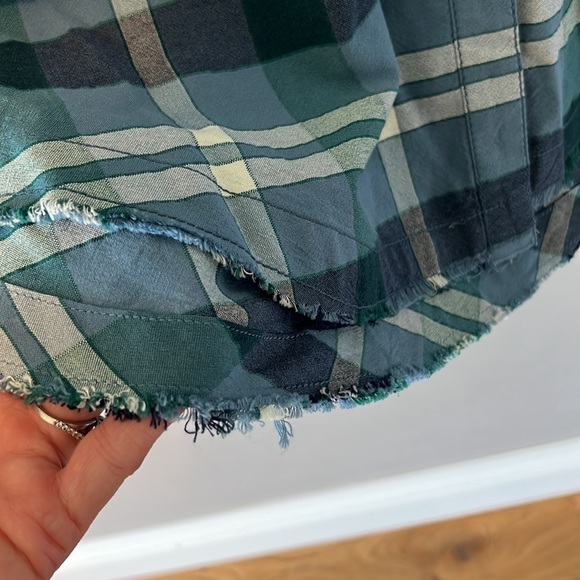 Free People | Loveland Plaid Frayed‎ Hem Shirt *NWT xs - Picture 6 of 9
